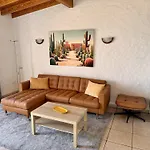 Residencial Rolando 公寓