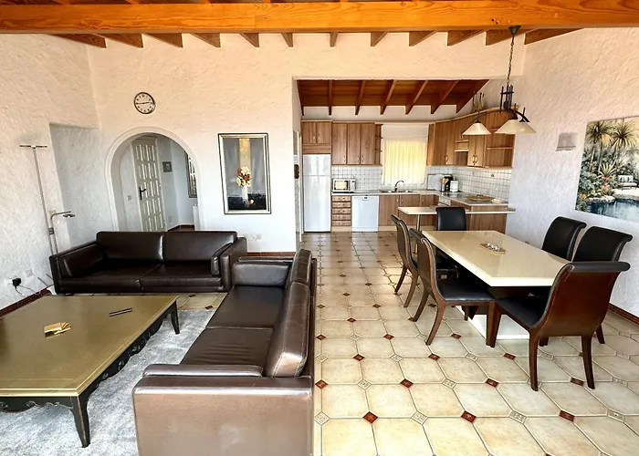 Residencial Rolando Apartment